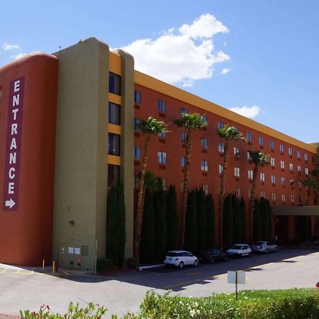 Railroad Pass Hotel And Casino Ramada By Wyndham Боулдър Сити Екстериор снимка