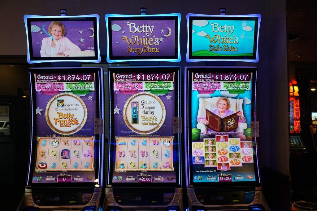Railroad Pass Hotel And Casino Ramada By Wyndham Боулдър Сити Екстериор снимка